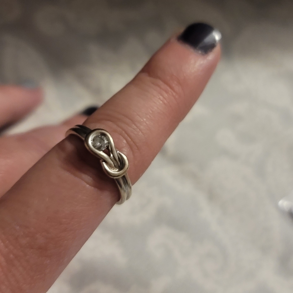 Diamond ring - Picture 2 of 5